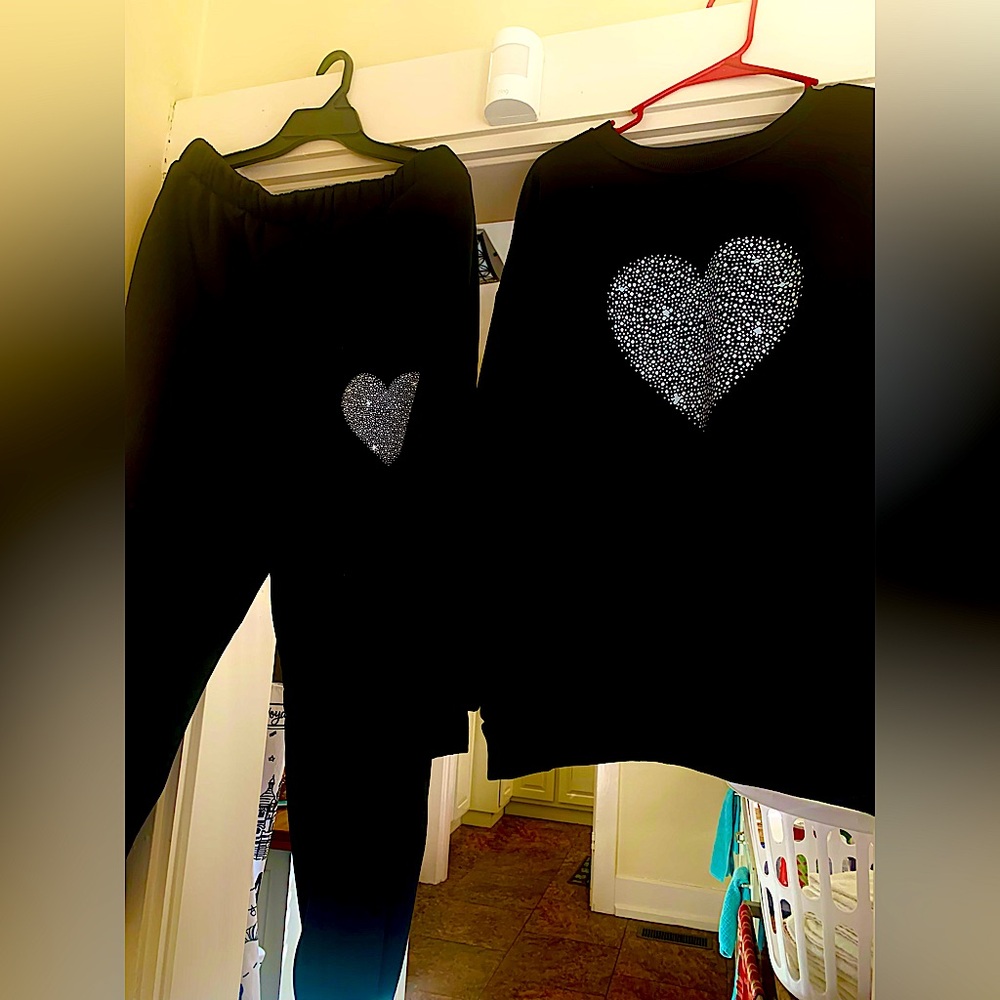 Women's jogging suit